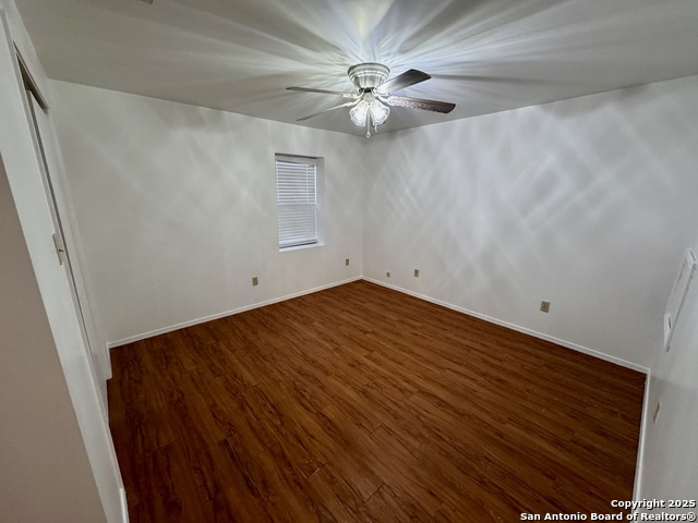 203 Zanderson, Jourdanton, Texas image 5