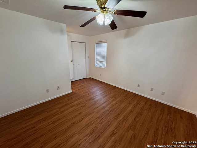 203 Zanderson, Jourdanton, Texas image 9