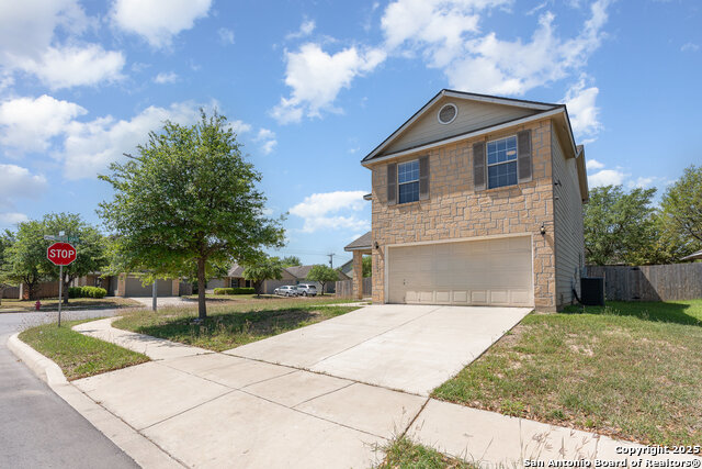 16403 Runaway Crown, Selma, Texas image 3