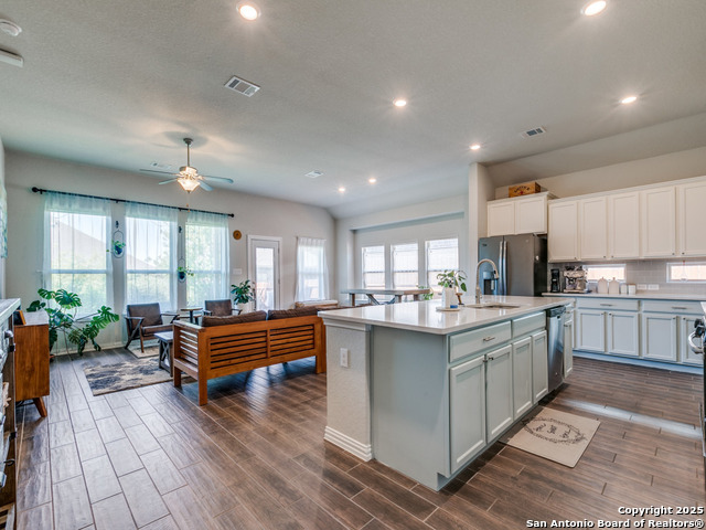 8847 Pinto Cyn, San Antonio, Texas image 10