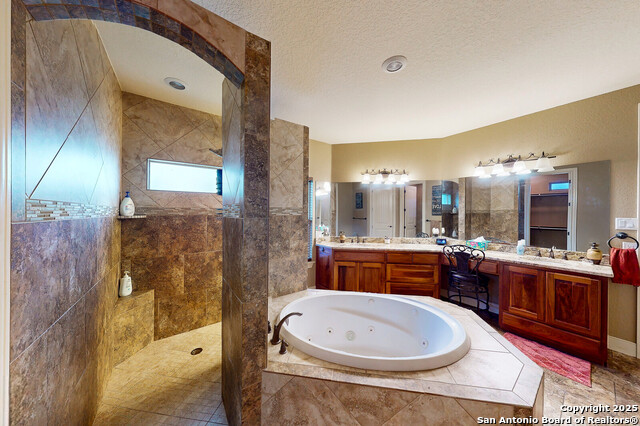 224 E Copper Trce, New Braunfels, Texas image 37
