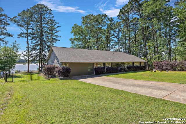 931 County Road, Nacogdoches, Texas image 33