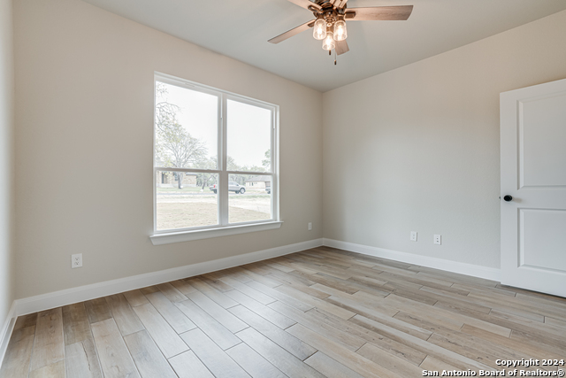 200 Bobby Lynn, Adkins, Texas image 38