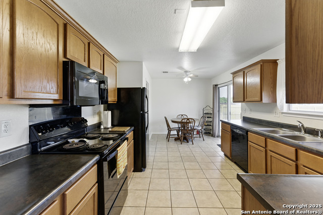 2221 Stoneleigh, New Braunfels, Texas image 17