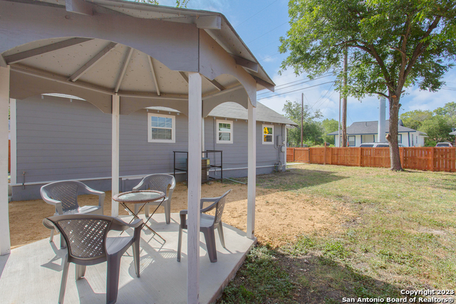 1531 Burnet, San Antonio, Texas image 33