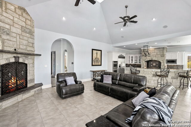 155 Camino Del Reserve, Comfort, Texas image 17