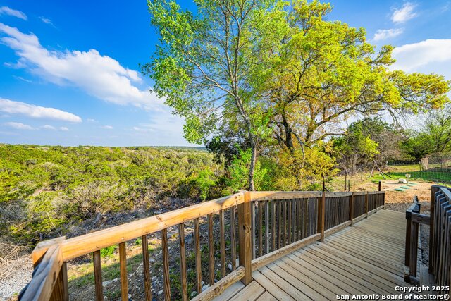 566 Ingram Hills Rd, Ingram, Texas image 25