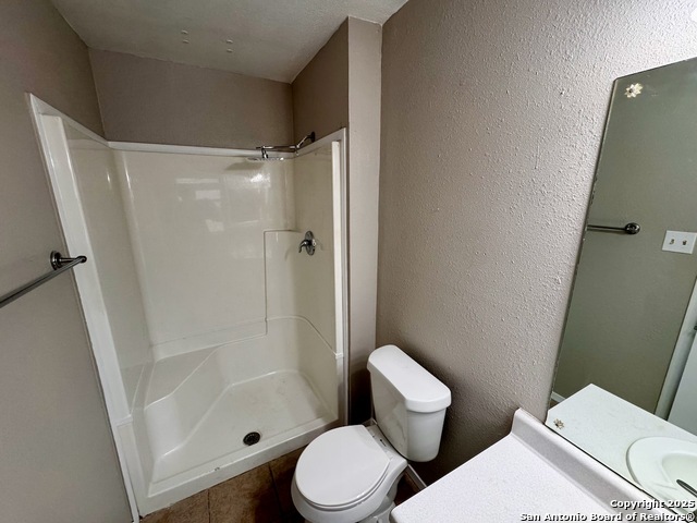 333 Chaparral, Pleasanton, Texas image 12