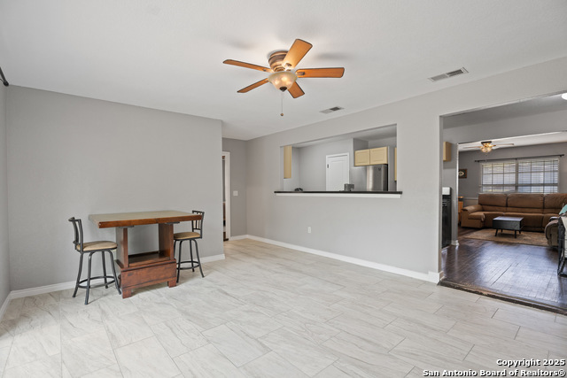 115 Cyril, San Antonio, Texas image 11