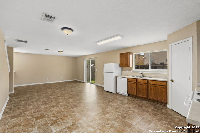 6335 Fence Crossing, San Antonio, Texas image 13
