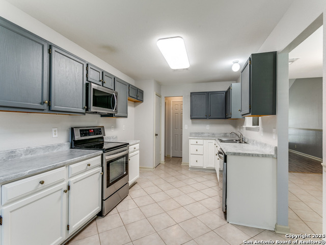 1021 Grey Feather, Schertz, Texas image 4
