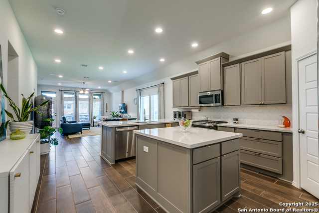 12621 Vittorio Gable, San Antonio, Texas image 7