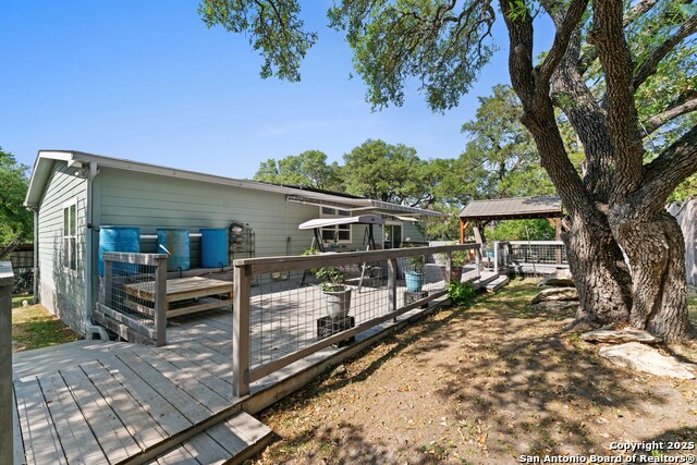 1512 Deer Run Pass, Canyon Lake, Texas image 14