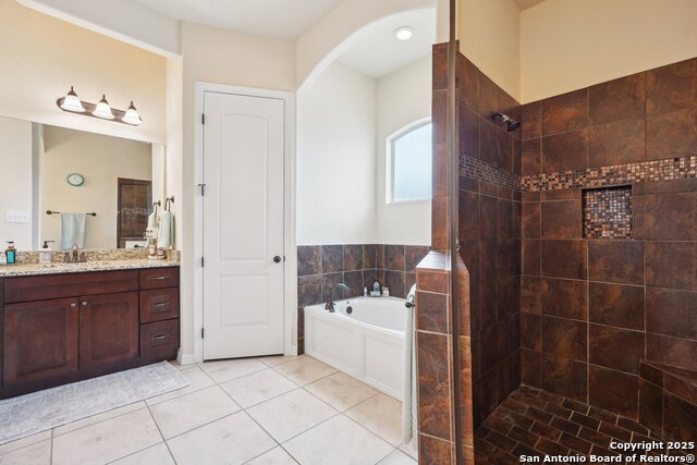 15611 Rhodius, Selma, Texas image 28
