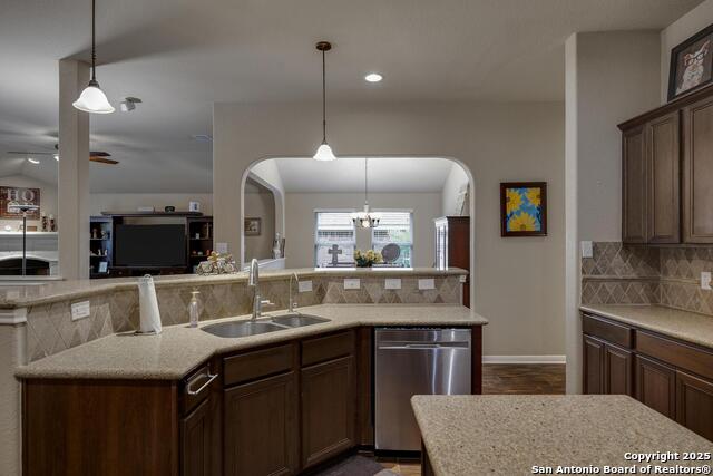 8919 Hanover, Helotes, Texas image 2