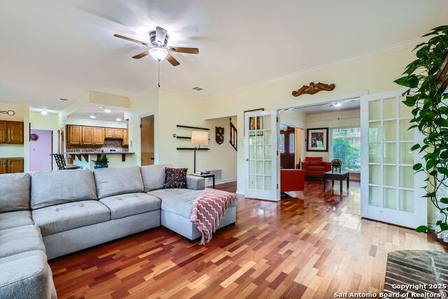 13702 Yellow Oak Circle, San Antonio, Texas image 13
