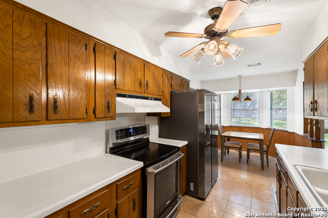 310 Quivira, Universal City, Texas image 17