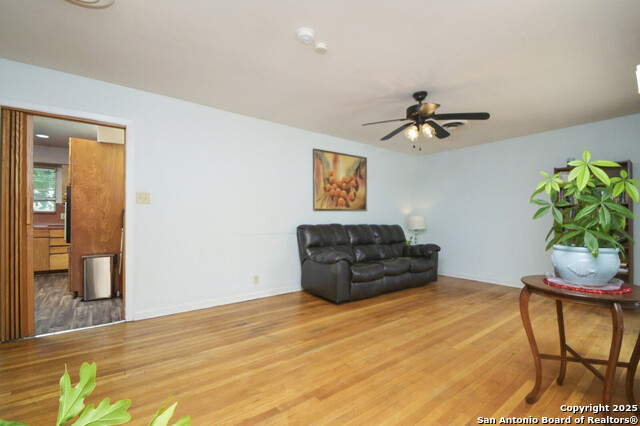 3819 Longridge, San Antonio, Texas image 8
