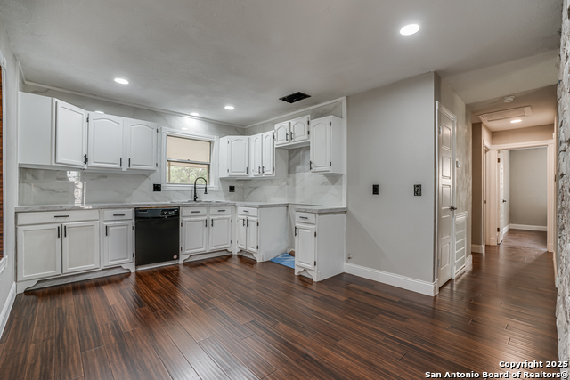 3330 Turnabout, Schertz, Texas image 10