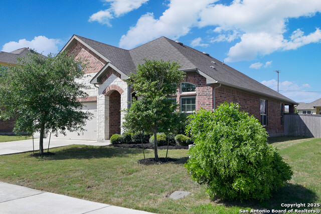 5013 Arrow Ridge, Schertz, Texas image 2