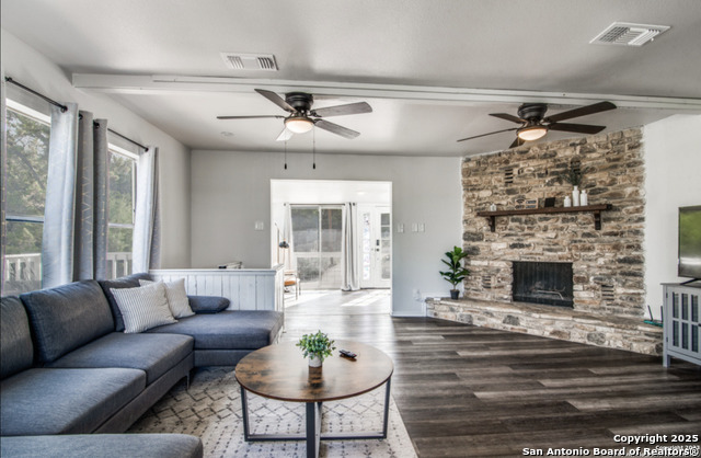 193 Black Oak, Canyon Lake, Texas image 5