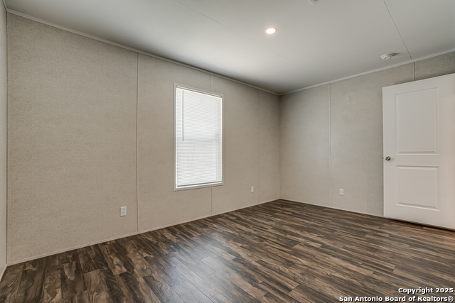 71 Spanish Oak, Somerset, Texas image 27