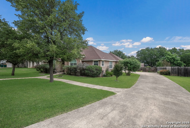 113 River Knoll, Castroville, Texas image 3