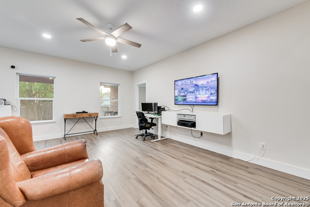 6371 Stonewater Bend Trl, Fort Worth, Texas image 5