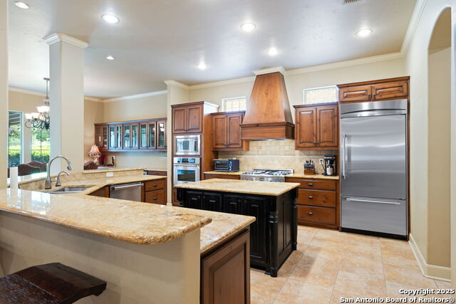 319 Geddington, Shavano Park, Texas image 12