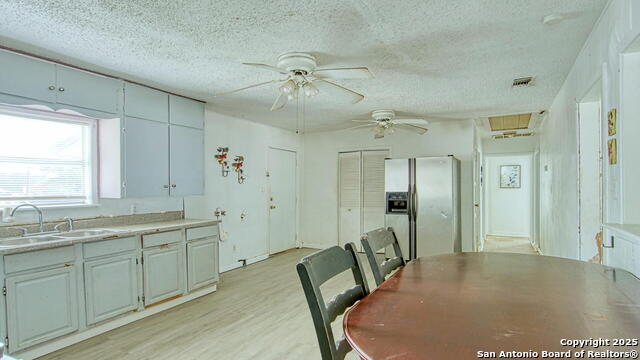 1412 9th St, Floresville, Texas image 27