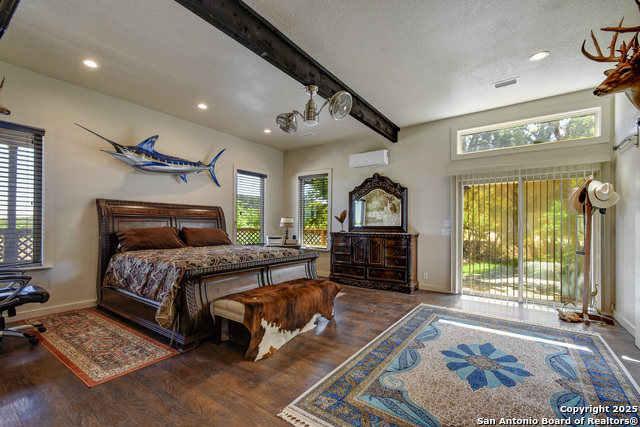 1340 Hinch, New Braunfels, Texas image 18