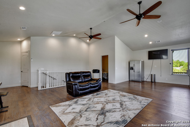 1340 Hinch, New Braunfels, Texas image 24