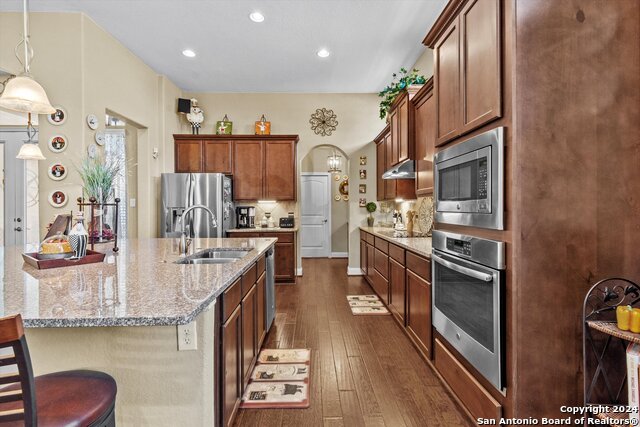 534 Mission Hill Run, New Braunfels, Texas image 18