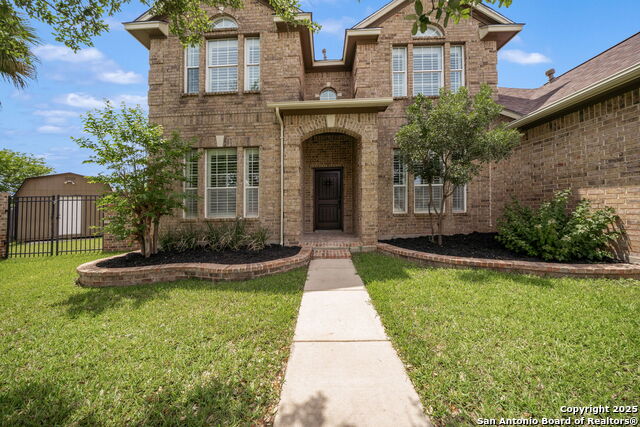 1861 Wayward Ct, Pleasanton, Texas image 3