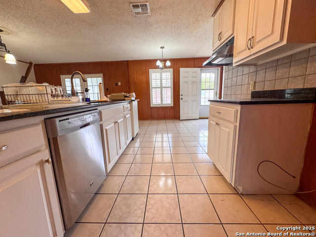 122 Mary Helen, San Antonio, Texas image 8