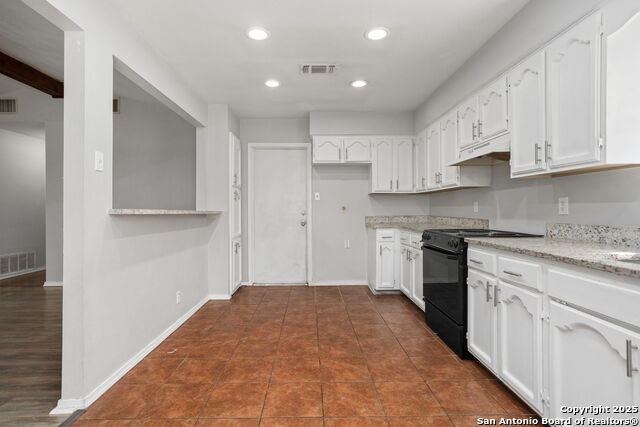 11403 Black Fox, San Antonio, Texas image 9