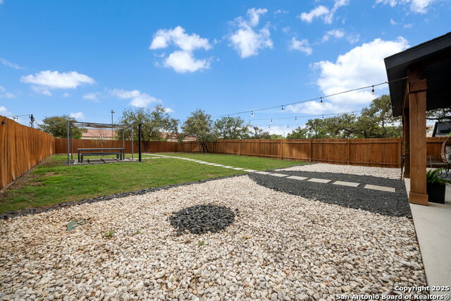 2114 Village, San Antonio, Texas image 36