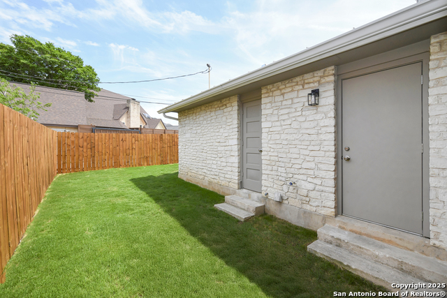 8906 Willmon, Windcrest, Texas image 21