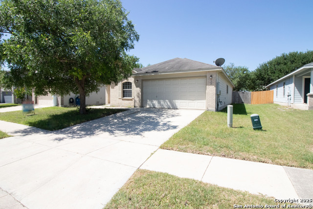 124 Pointe Loop, Cibolo, Texas image 1