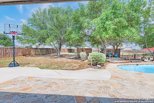 433 Bear Gardens, La Vernia, Texas image 34