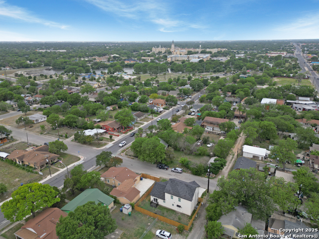 114 S Minter St, San Antonio, Texas image 27