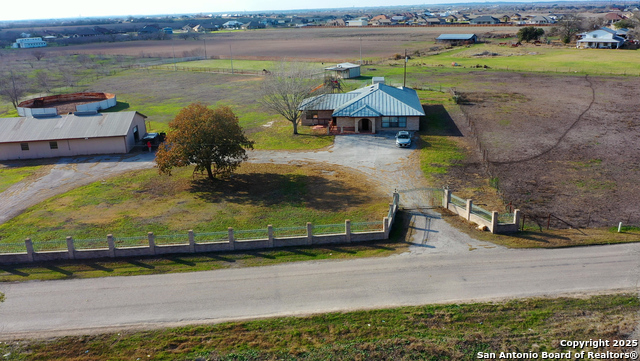 166 Lower Seguin, Marion, Texas image 1