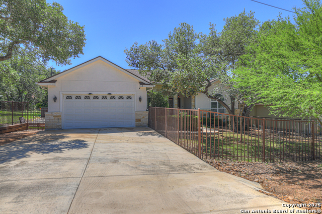 1164 Fairway, Canyon Lake, Texas image 2