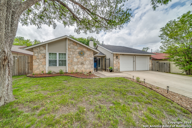 2806 Burning Hill St, San Antonio, Texas image 2