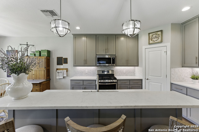312 Summerset, Fischer, Texas image 3