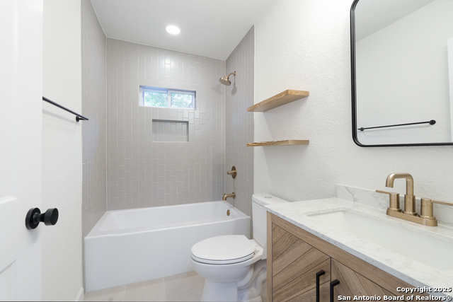 1140 W Agarita Ave., San Antonio, Texas image 20