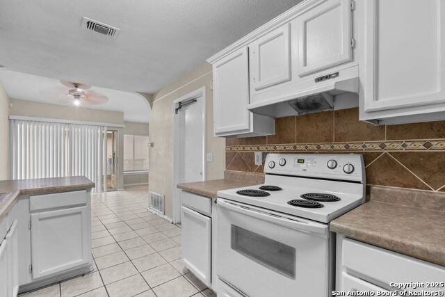 9507 Bowen Drive, San Antonio, Texas image 15