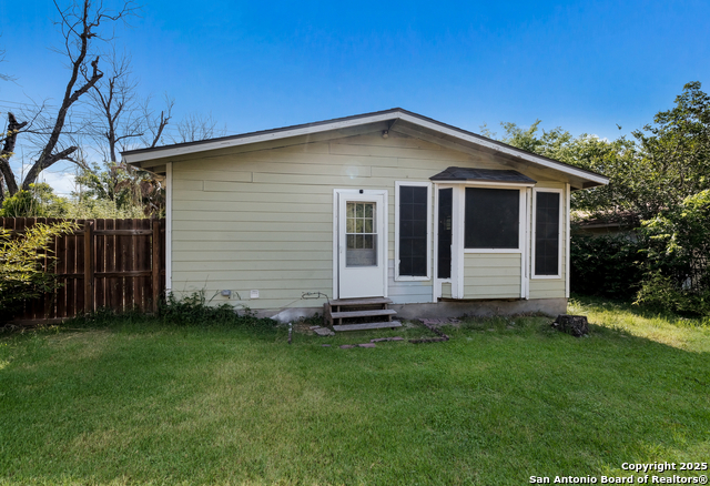 4311 Howard St, San Antonio, Texas image 32