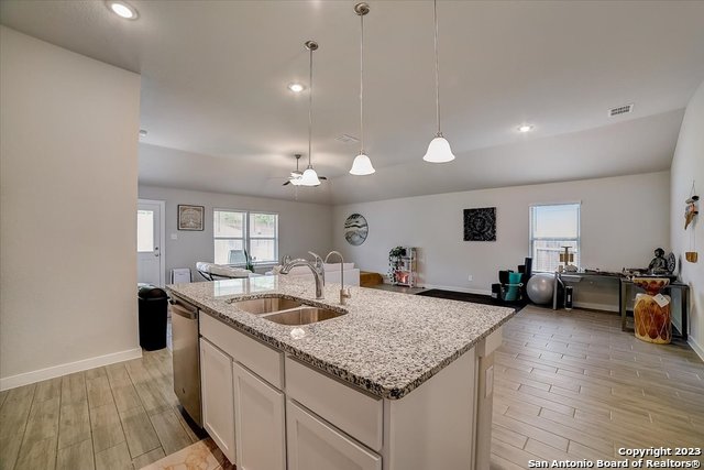 2051 Rowan Way, New Braunfels, Texas image 16