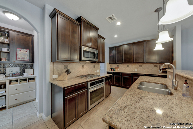 2109 Pecan Leaf, New Braunfels, Texas image 10